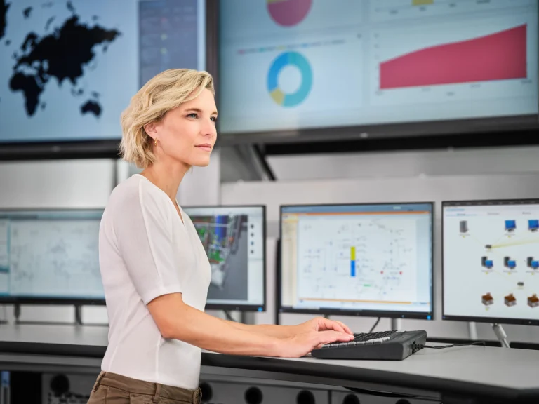 What Does a 24/7 Medical Alert Monitoring Center Actually Do?